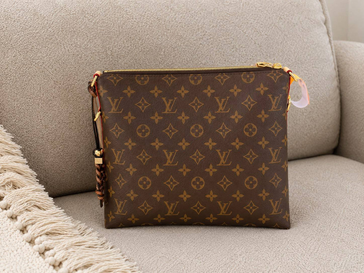 LV
SUPER MASTER QUALITY
AVAILABLE
For Price 👇 WhatsApp✅
0568585901
0507557372
0552275751 Owner Zain 👌
Zain322
♥️♥️♥️