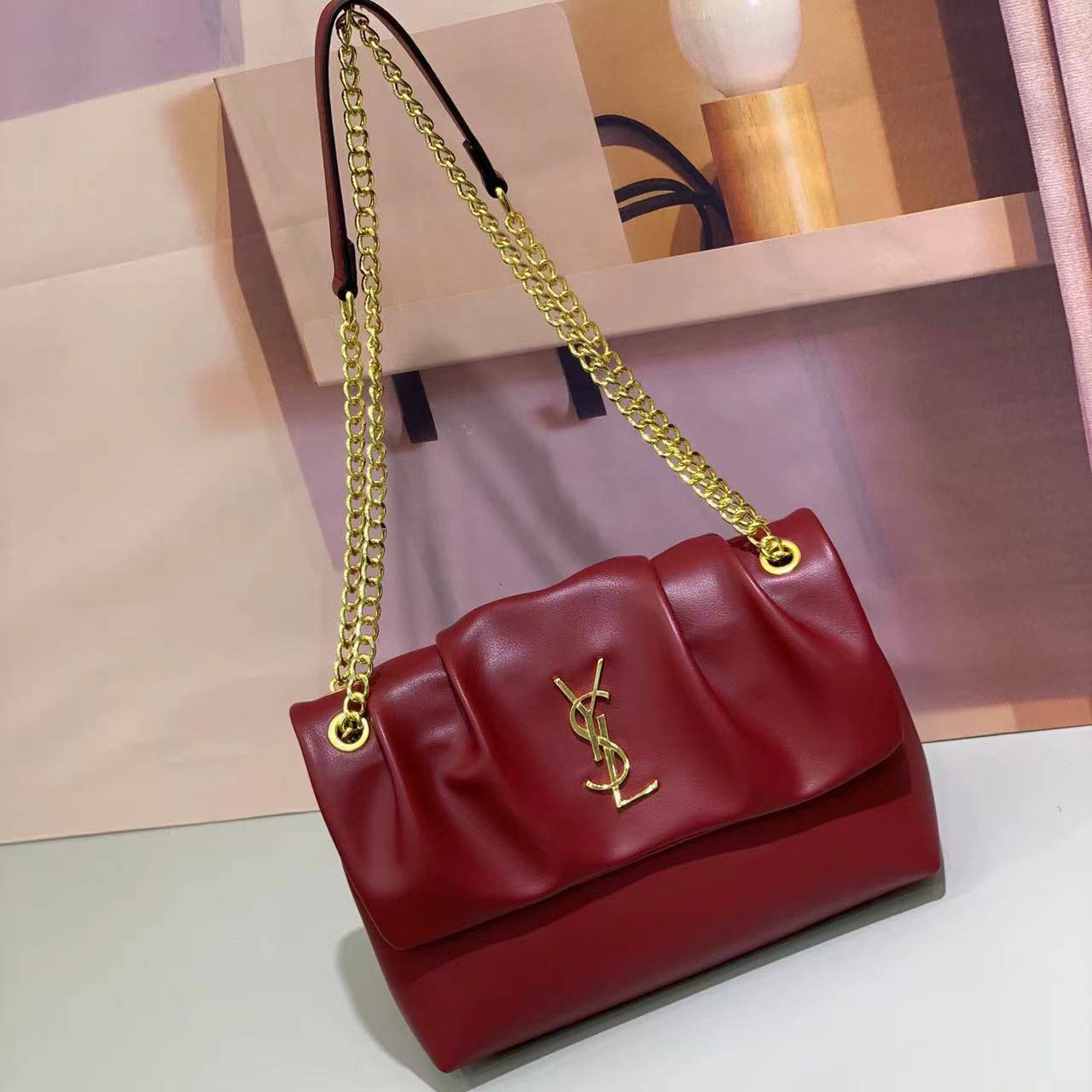YSL
Good Quality
With Box
🎁🎁🎁
105 dhs❣️
Zain250
♥️♥️♥️