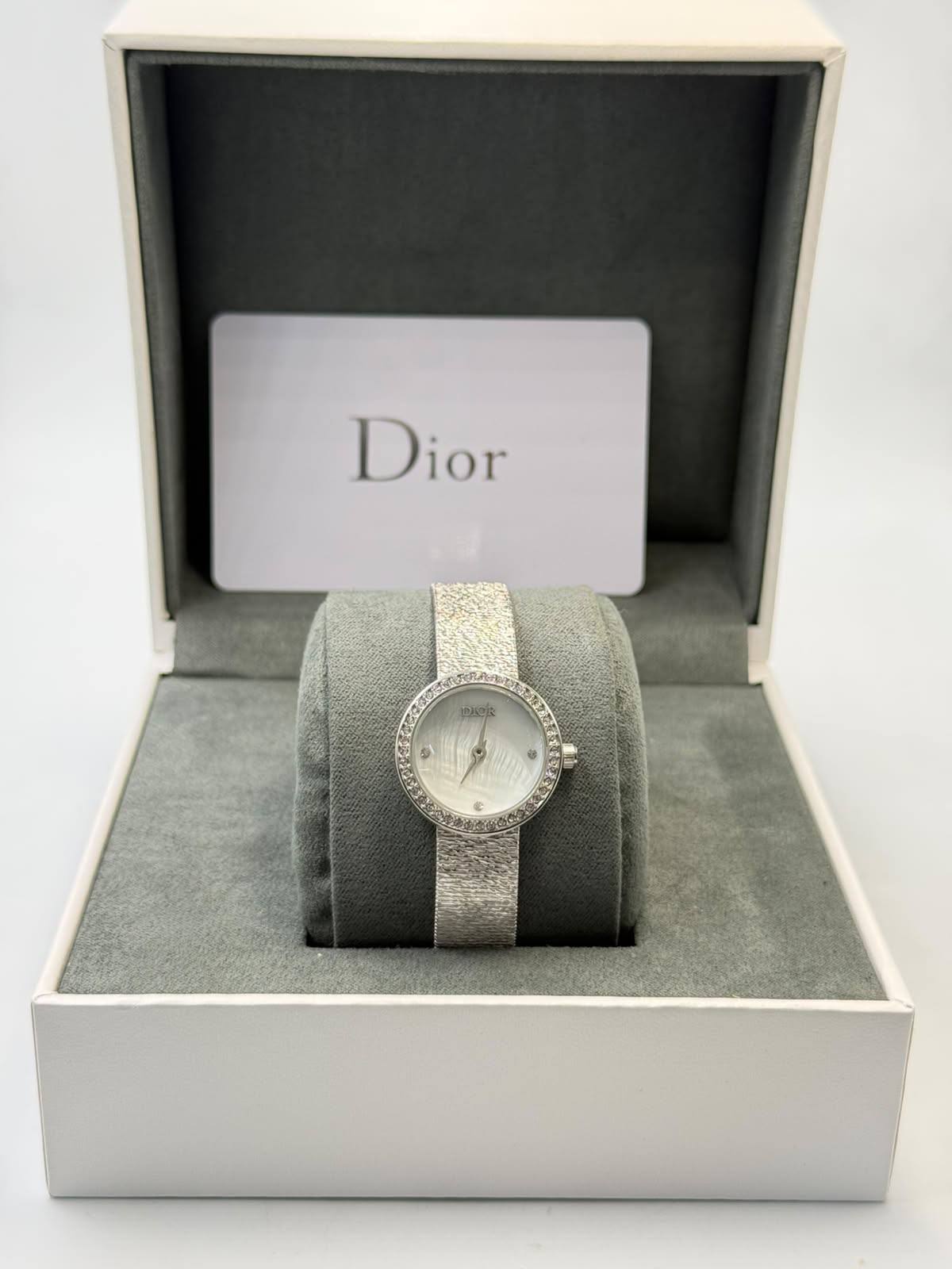 Dior ladies
New Arrival
65 dhs🇦🇪🇦🇪
Zain08
♥️♥️♥️