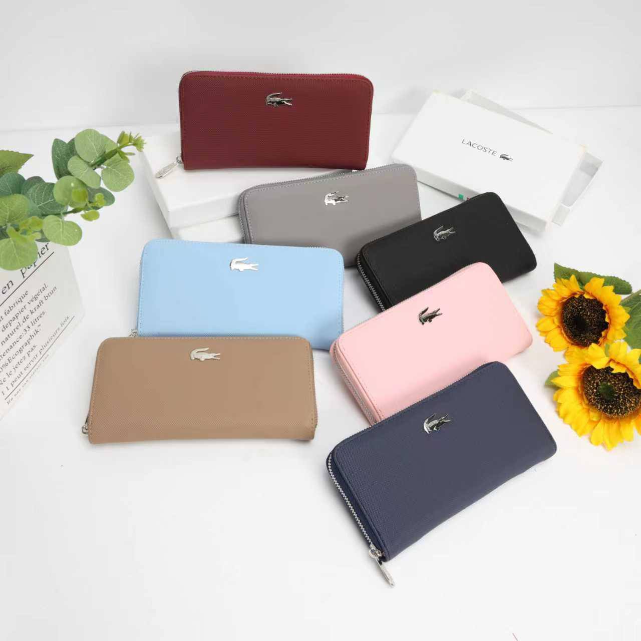 Lacoste
40 dhs✅
Zain07
♥️♥️♥️