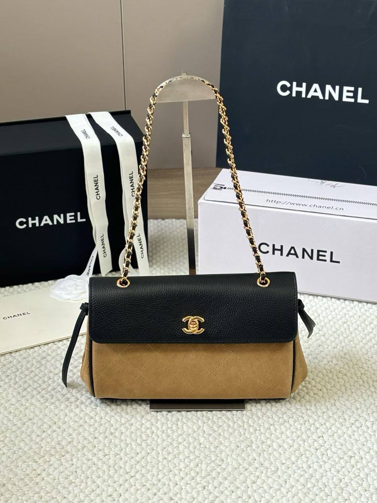 Chanel
310 dhs🇦🇪🇦🇪
Zain153
♥️♥️♥️