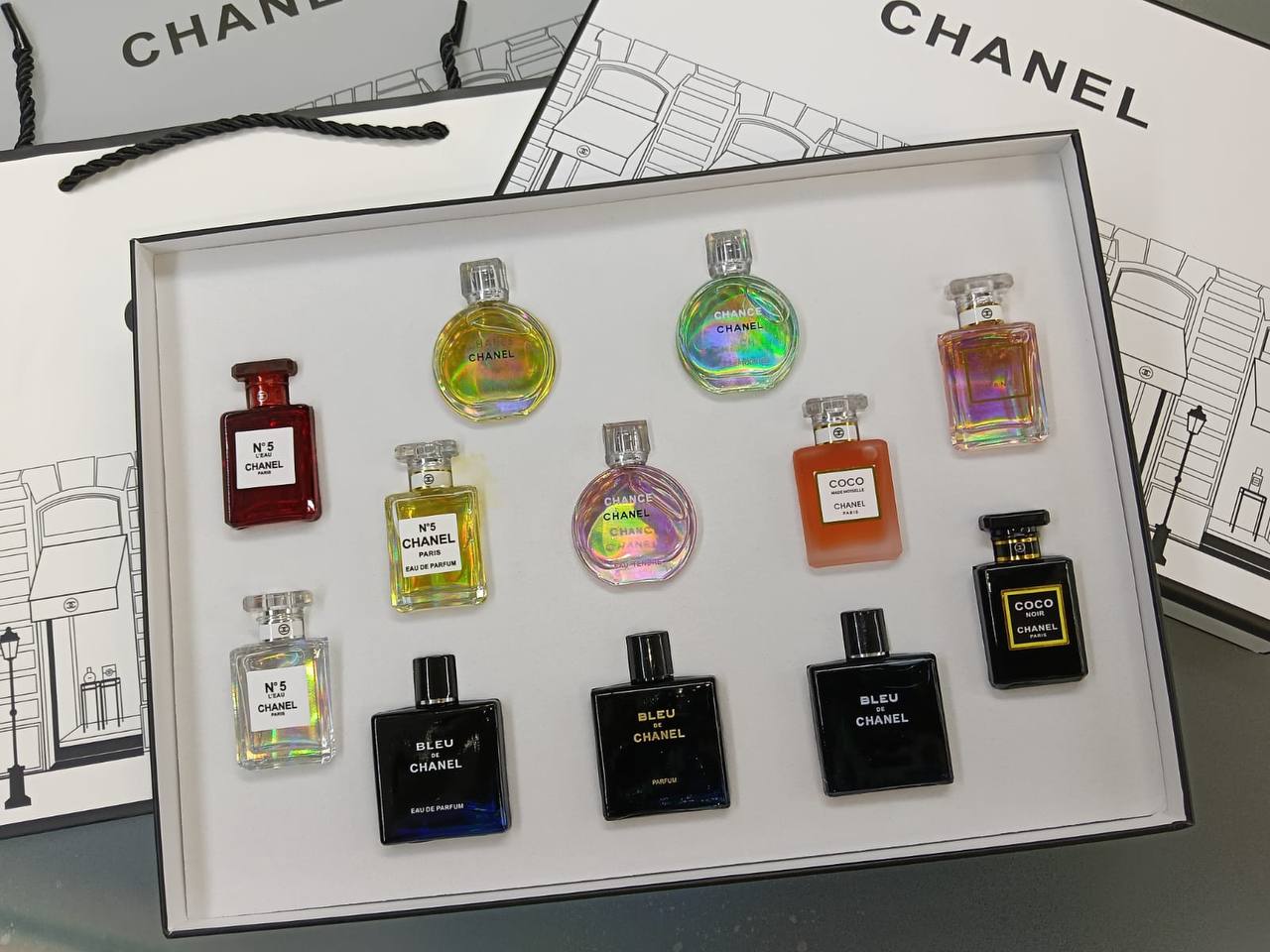 Chanel set
90 dhs
Zain01
♥️♥️♥️
