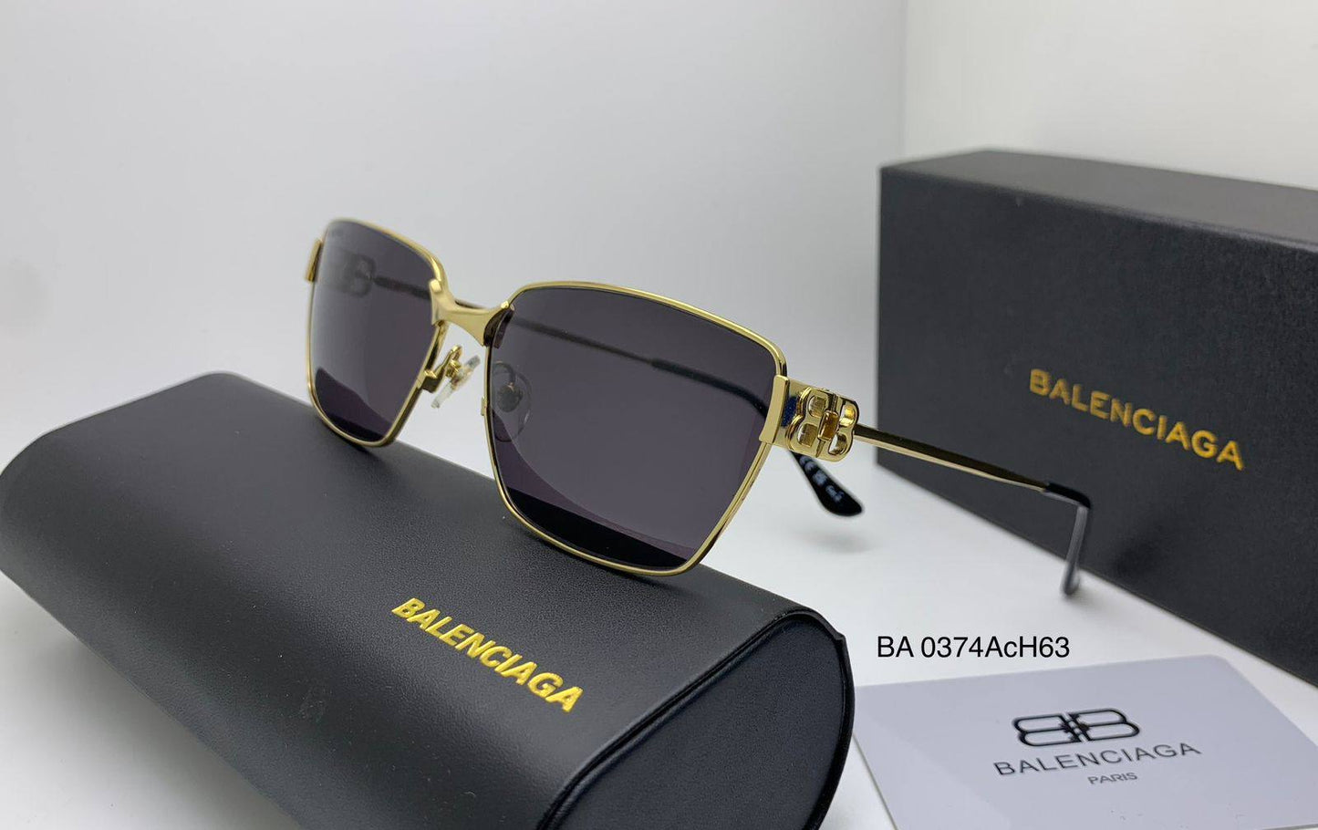 Balenciaga
Master
180 dhs❣️
Zain126
♥️♥️♥️