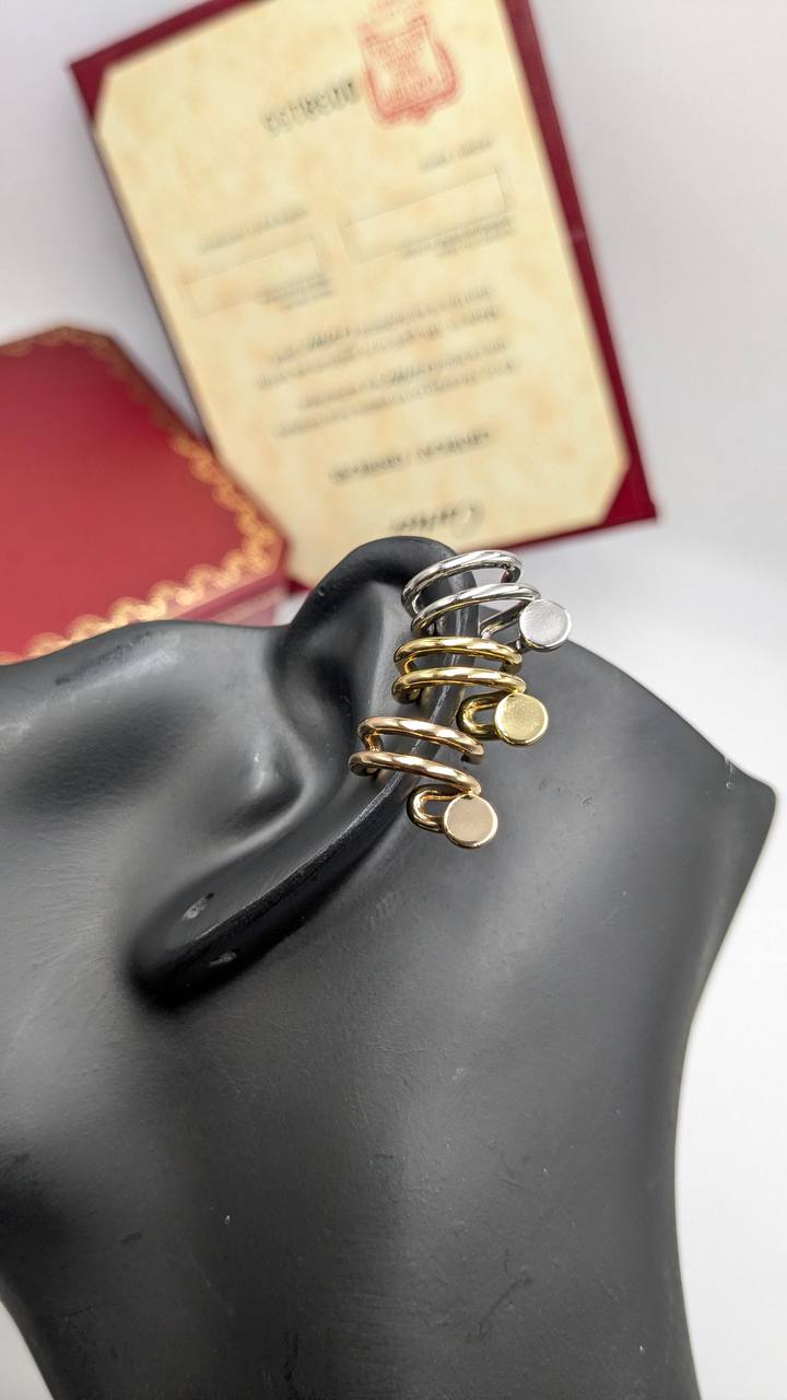 Cartier Earring
65 dhs✅
Zain210
♥️♥️♥️