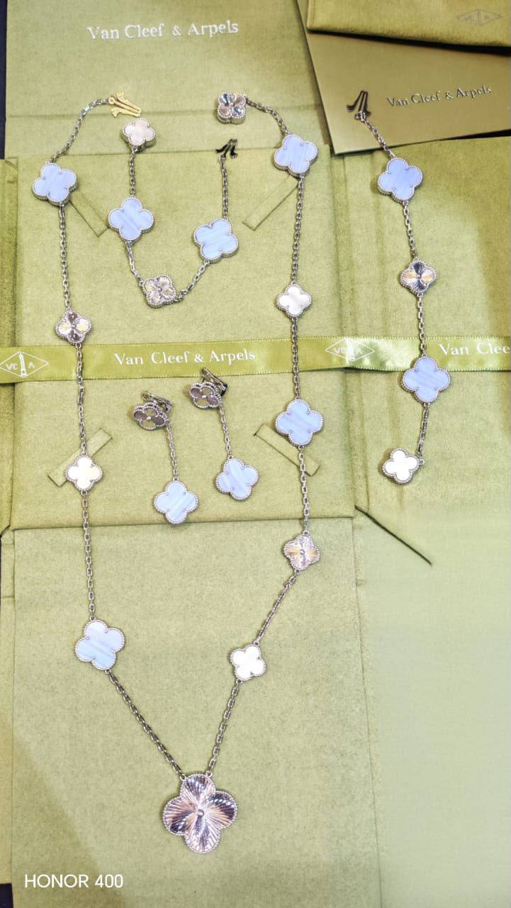 Vca set
280 dhs
Zain122
♥️♥️♥️