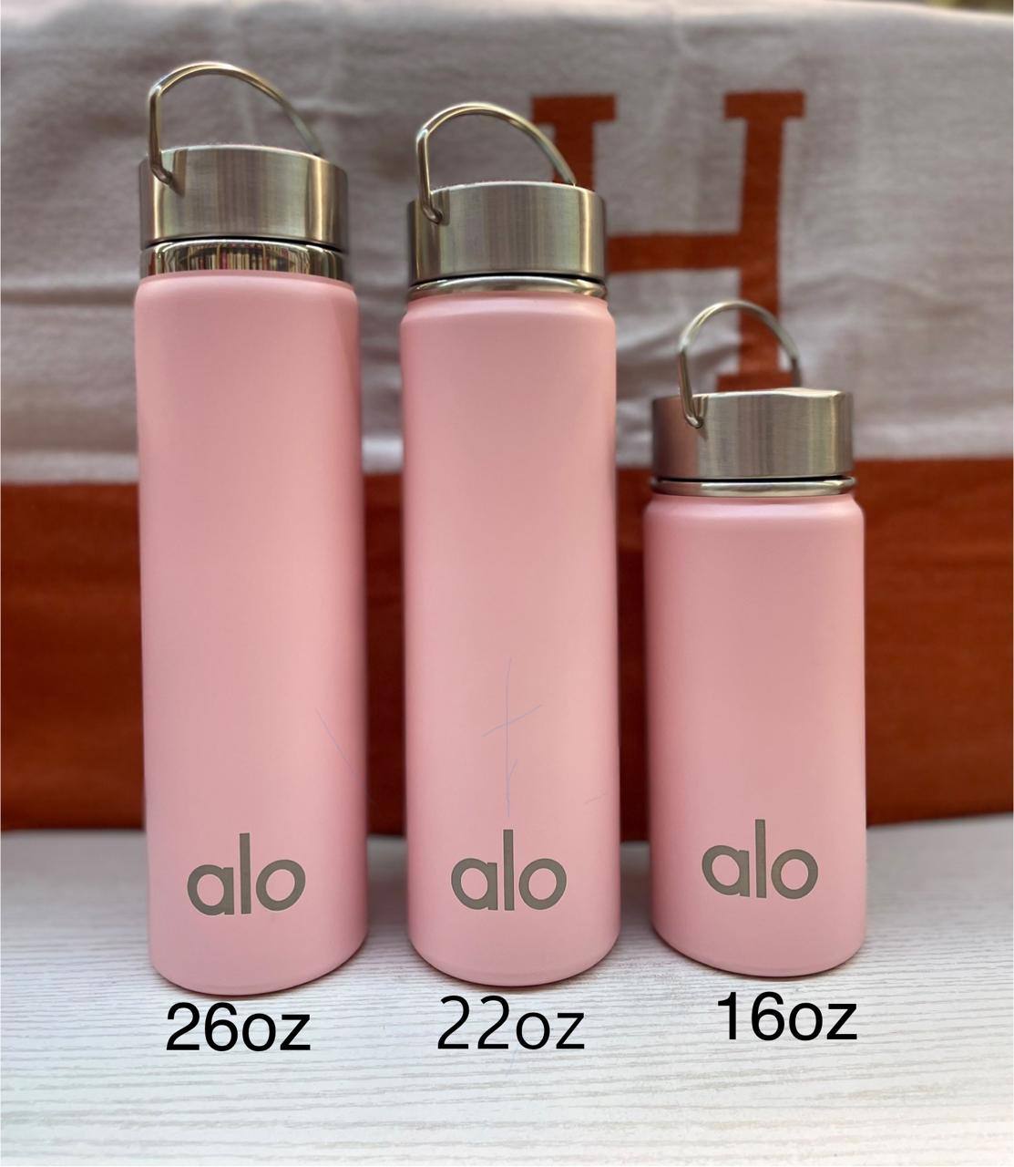 ALO WATER BOTTLE
60 dhs🇦🇪🇦🇪
Zain88
♥️♥️♥️