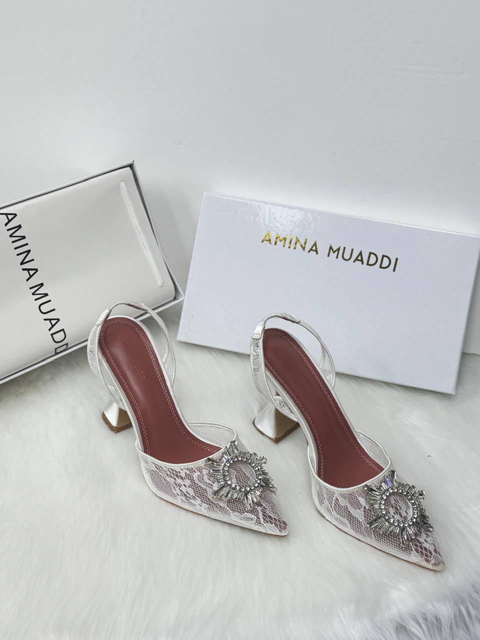 Amina Muaddi
💯high quality
Size 36-37-38-39-40-41
115 dhs✅
Zain86
♥️♥️♥️