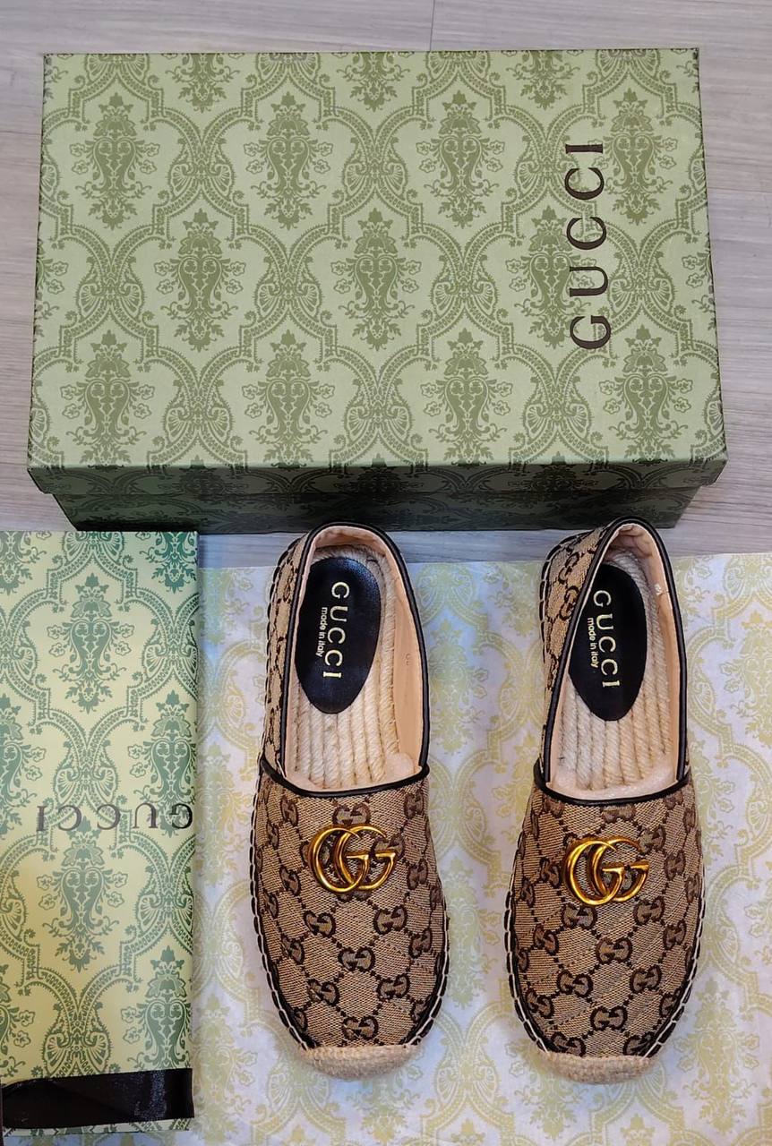 Gucci Shoes
high Quality
New Arrived
Size 36 To 41
110 dhs✅
Zain120
♥️♥️♥️