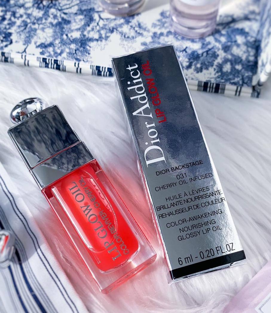 DIOR
LIP OIL
old packaging
40 dhs🇦🇪🇦🇪
Zain01
♥️♥️♥️