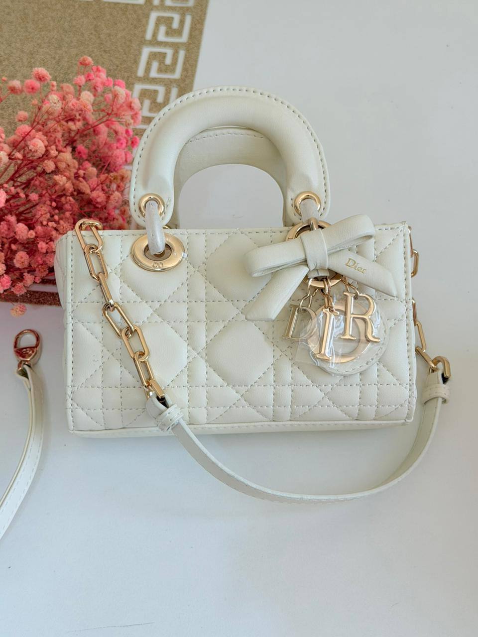 Dior
Master🌺🌺
290 dhs💓
Zain141
♥️♥️♥️