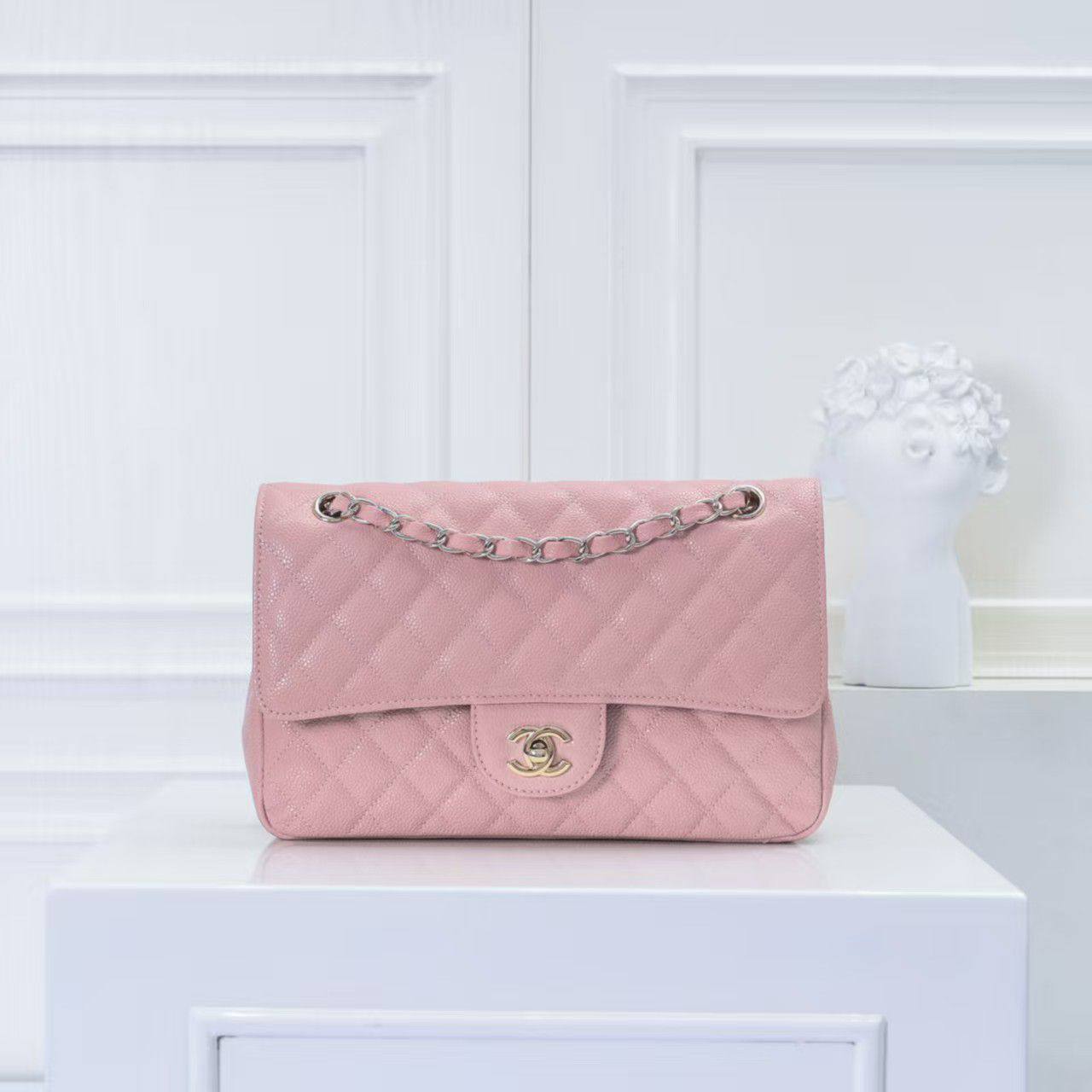 Chanel
Master🌺🌺
290 dhs💛
Zain297
♥️♥️♥️