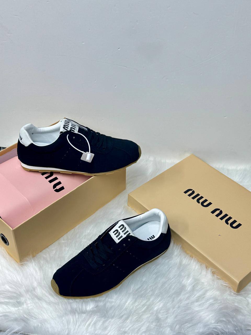 Miu Miu
Shoes
New arrived
Size 36 to 41
130 dhs🪙🌨️
Very nice quality
Zain21
♥️♥️♥️