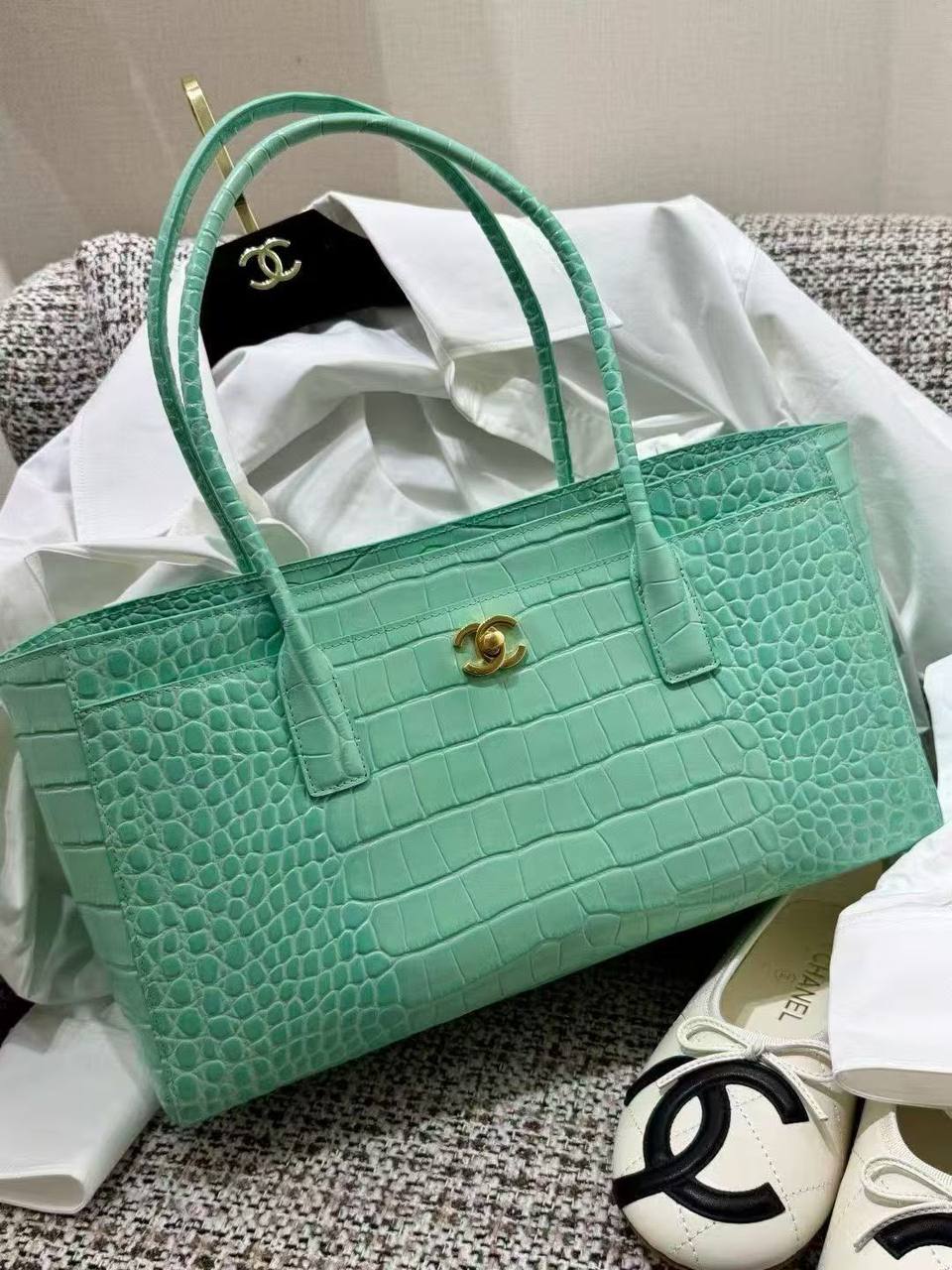 Chanel
Master❣️❣️
250 dhs🇦🇪🇦🇪
Zain132
♥️♥️♥️