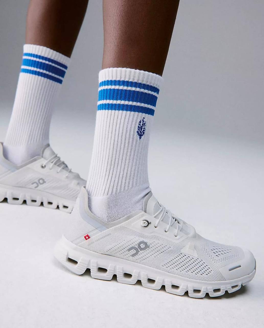 On Running Cloud 6 Coast White Glacier ,
Size 36-45 ,
220 dhs🪙🌨️
Zain18
♥️♥️♥️