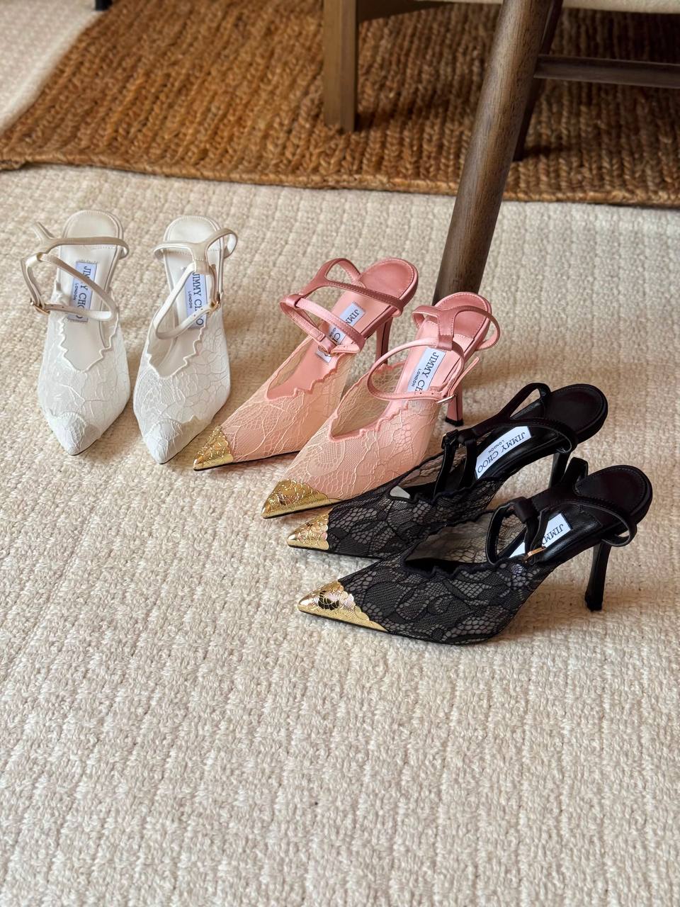 Jimmy Choo
𝑨𝑨𝑨 𝑸𝑼𝑨𝑳𝑰𝑻𝒀
𝑺𝑰𝒁𝑬 {35 𝒕𝒐 42}
490 dhs🇦🇪🇦🇪
Zain81
♥️♥️♥️