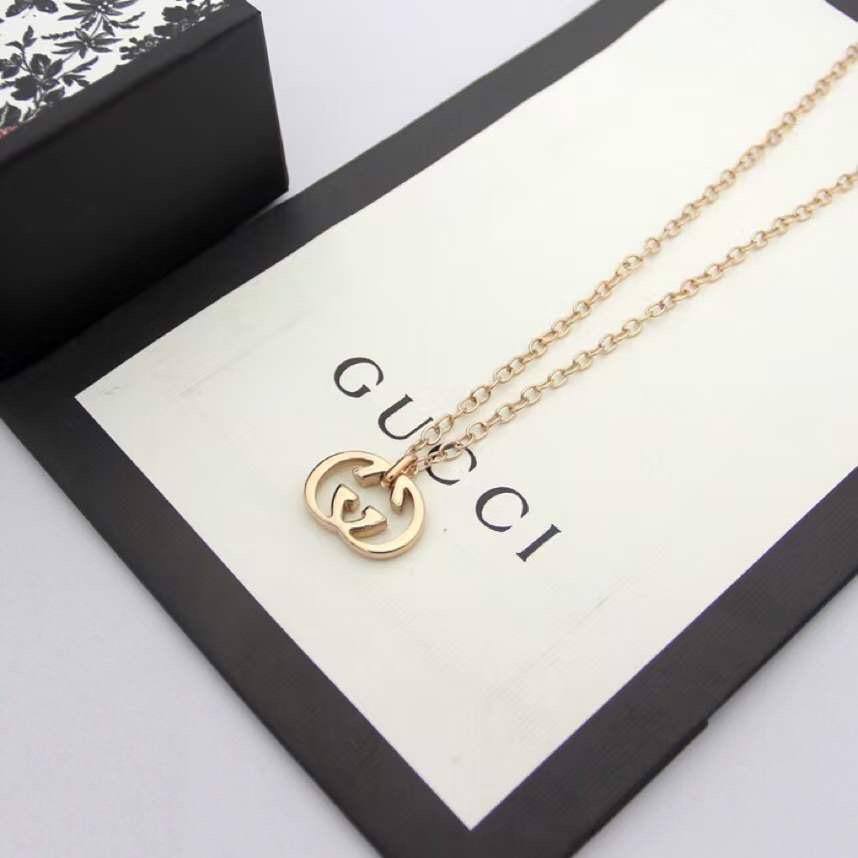 GUCCI 💫 *OFFER*
_*Necklace*_📿
45 dhs🪙🌨️
*WITH NORMAL BOX AND
PAPER BAG*📦
Zain89
♥️♥️♥️