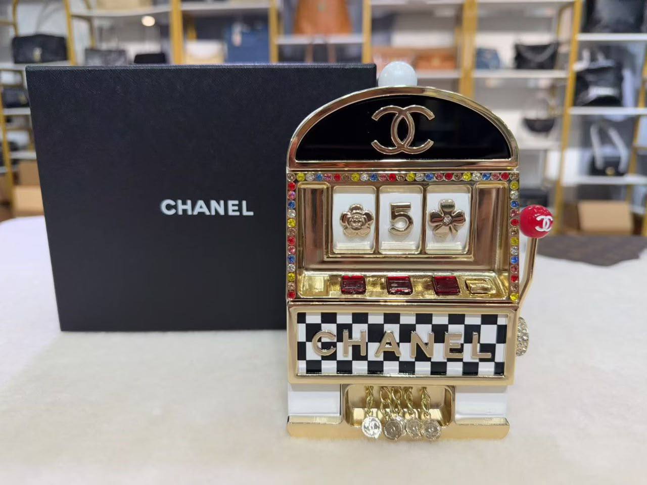 Chanel
new arrival
260 dhs🇦🇪🇦🇪🇦🇪
mini size
Zain228
♥️♥️♥️
