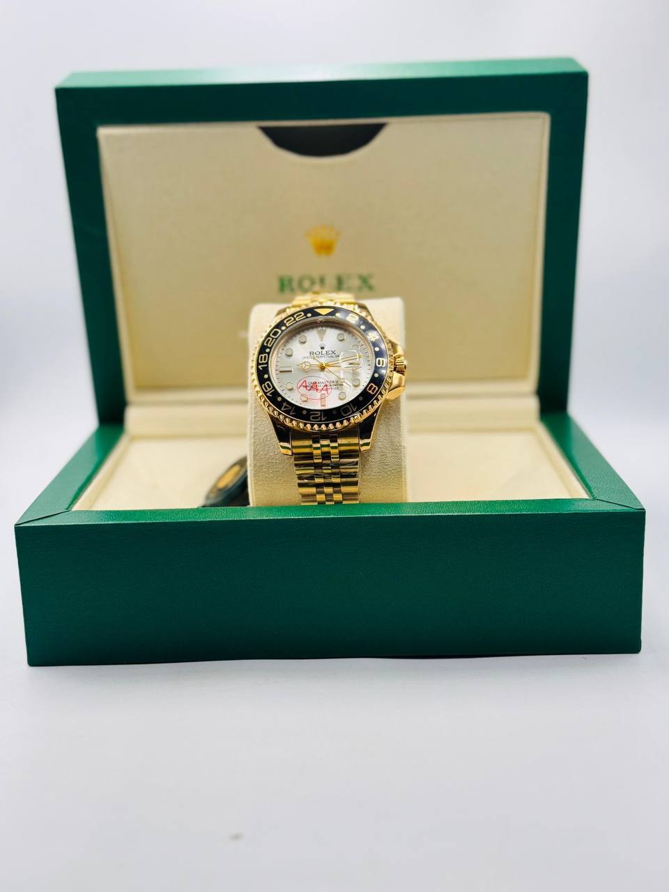 Rolex men
65 dhs✅
Zain08
♥️♥️♥️