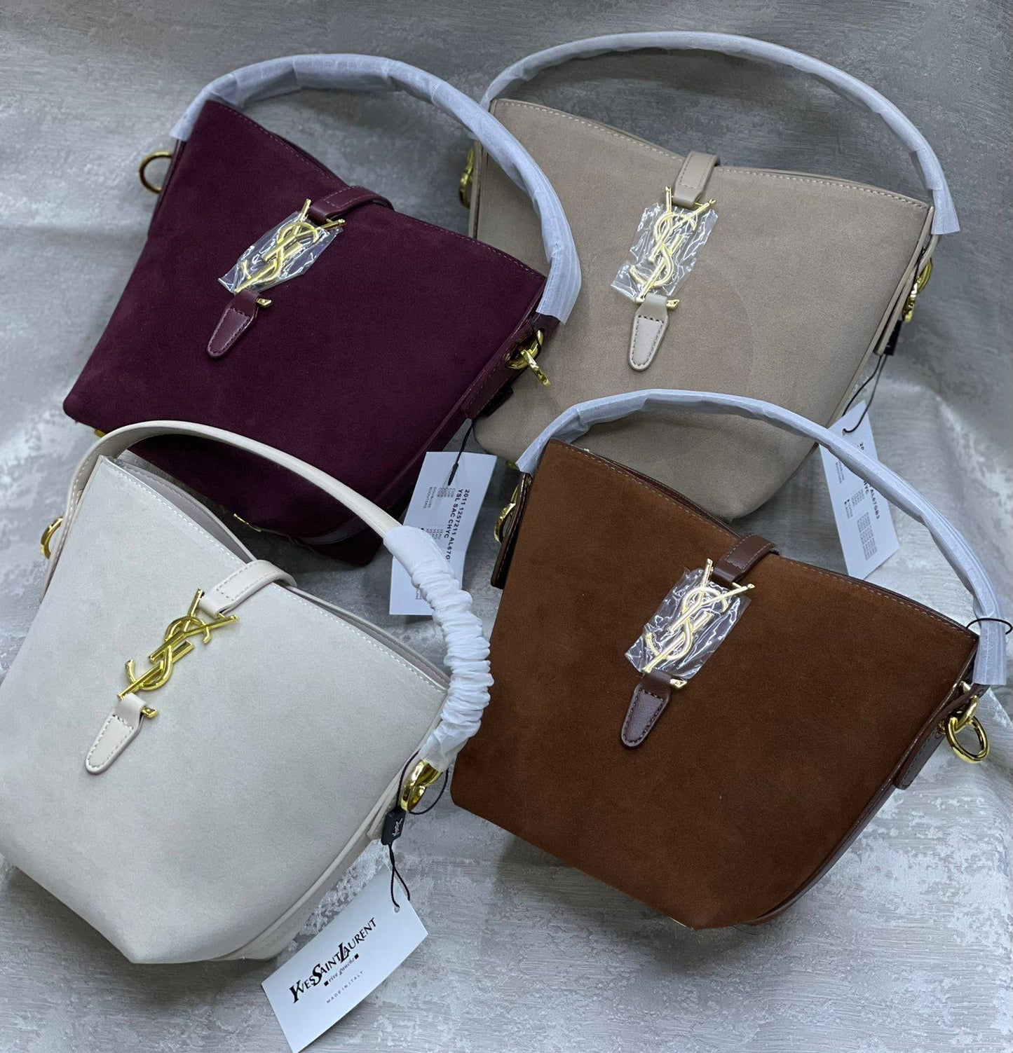 YSL
new design
115 dhs💓
Zain175
♥️♥️♥️