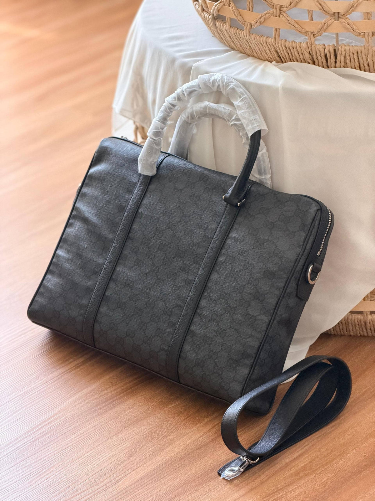 NEW COLLECTION
BRAND- GUCCI
LAPTOP BAG
SUPER MASTER QUALITY
BOX WITH PAPER BAG
For Price 👇 WhatsApp✅
0568585901
0507557372
0552275751 Owner Zain 👌
Zain267
♥️♥️♥️