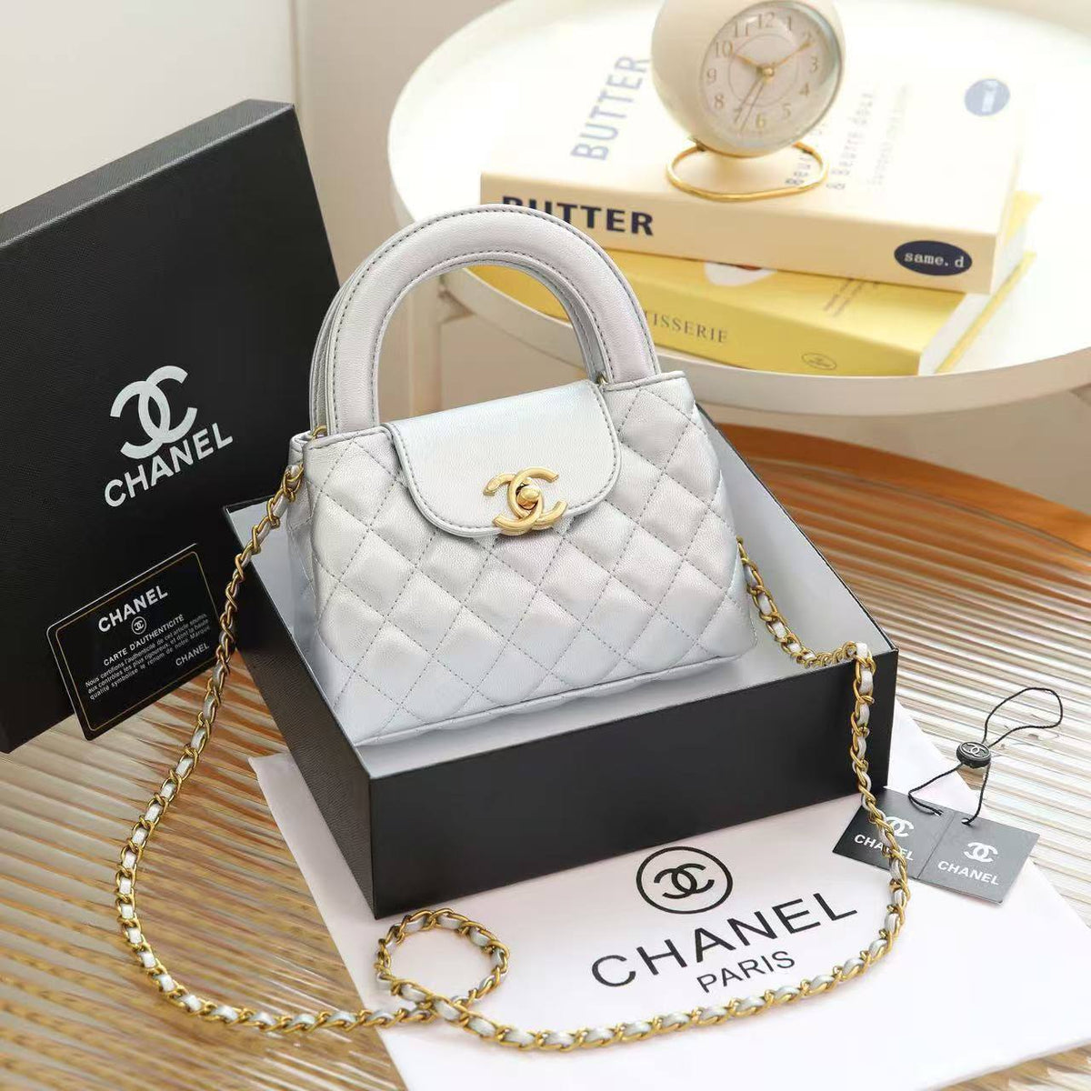 Chanel
95 dhs🇦🇪🇦🇪
With box
Size20cm
Zain219
♥️♥️♥️