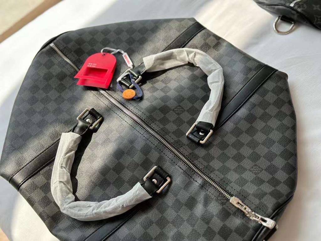 Gucci - LV - Travel Bags
110 dhs🪙 
55Cm
good quality
Zain26
♥️♥️♥️