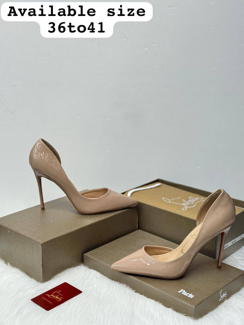 Christian
LOUBOUTIN
120 dhs✅
Zain21
♥️♥️♥️