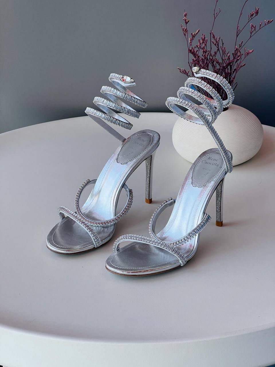 Rene Caovilla
*36_41*
Super high quality* ✨
450 dhs✅
Zain176
♥️♥️♥️