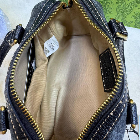 ɢᴜᴄᴄɪ ᴏᴘʜɪᴅɪᴀ ʙᴏsᴛᴏɴ ʙᴀɢ 
ʟᴏɴɢ sᴛʀᴀᴘ ᴀᴅᴊᴜsᴛᴀʙʟᴇ ʀᴇᴍᴏᴠᴀʙʟᴇ   ɢᴏʟᴅ ᴛᴏɴᴇ ʜᴀʀᴅᴡᴀʀᴇ 
ᴡɪᴛʜʙᴏx
🎁🎁🎁
ʟᴇᴀᴛʜᴇʀ 
sɪᴢᴇ:18ᴄᴍ
95 dhs🪙
Zain56
♥️♥️♥️