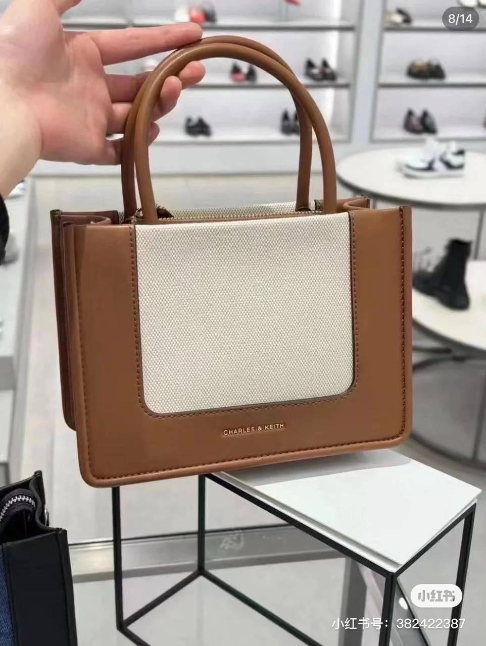 Ck
22*15*8cm
80 dhs🗽
Zain17
♥️♥️♥️