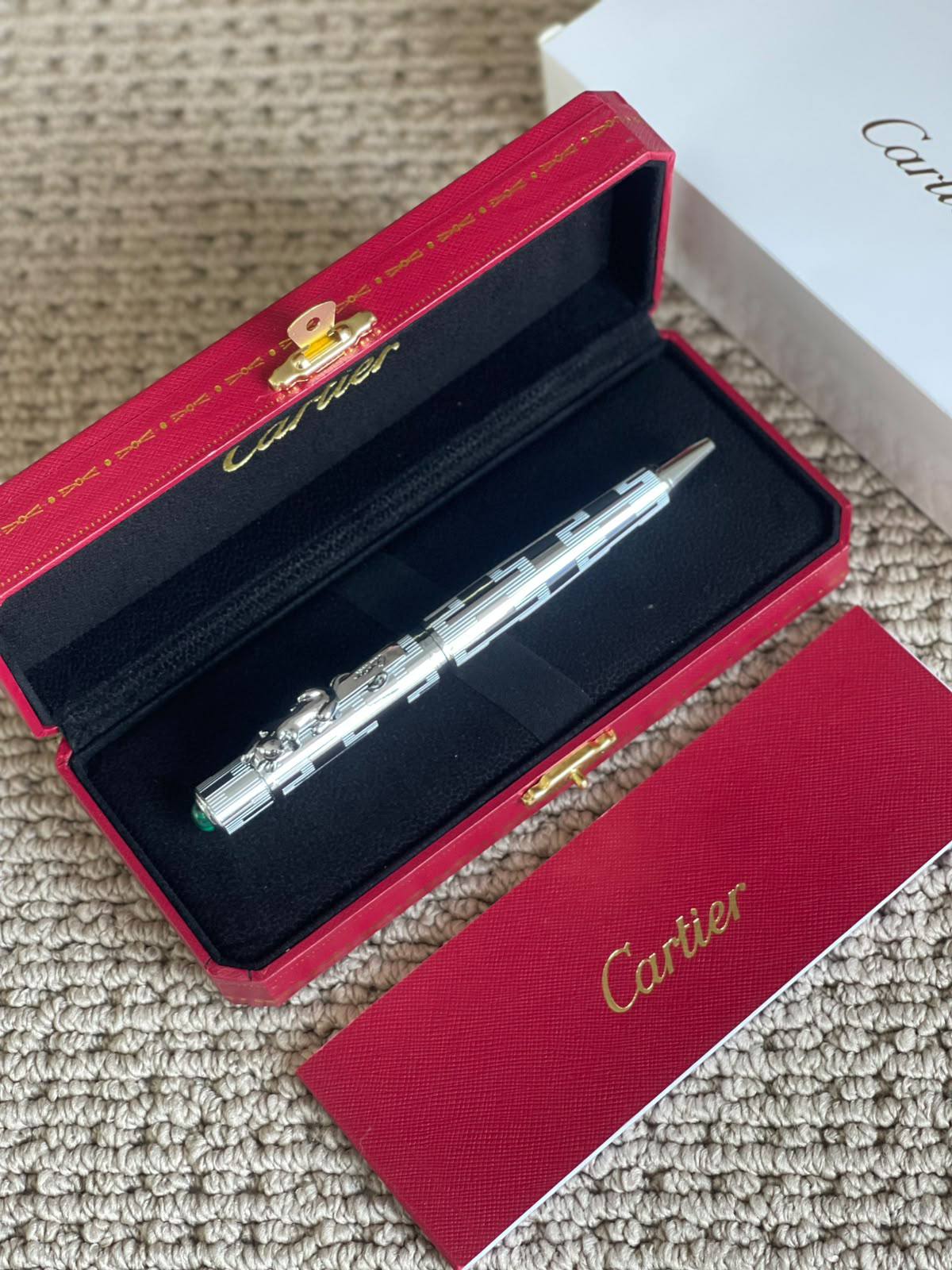 Cartier
Pen
New Collection
Master Quality
200 dhs🇦🇪
Zain179
♥️♥️♥️