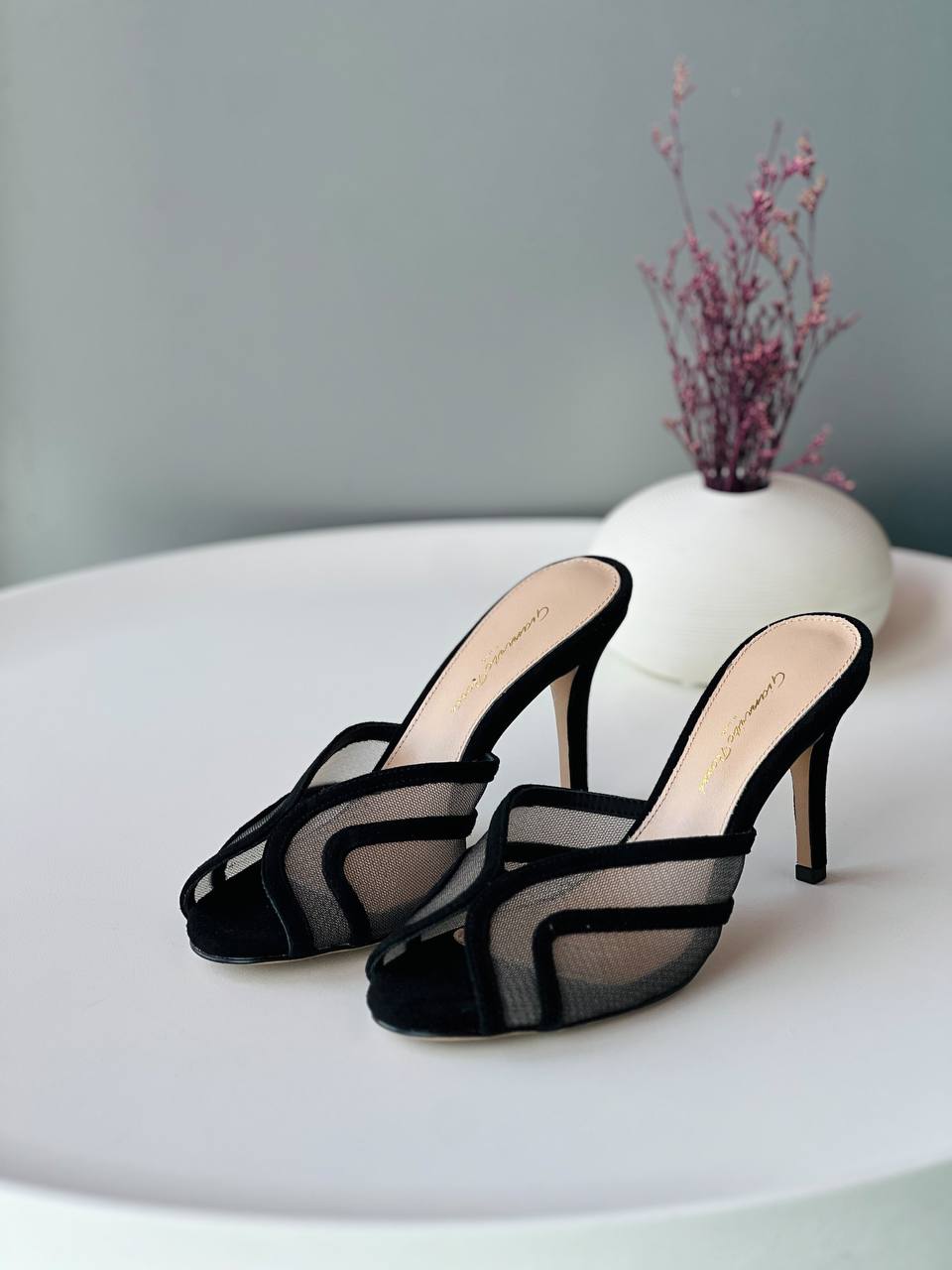 Gianvitto Rossi
36-41
Super master
high quality_
430 dhs🇦🇪🇦🇪
Zain176
♥️♥️♥️
