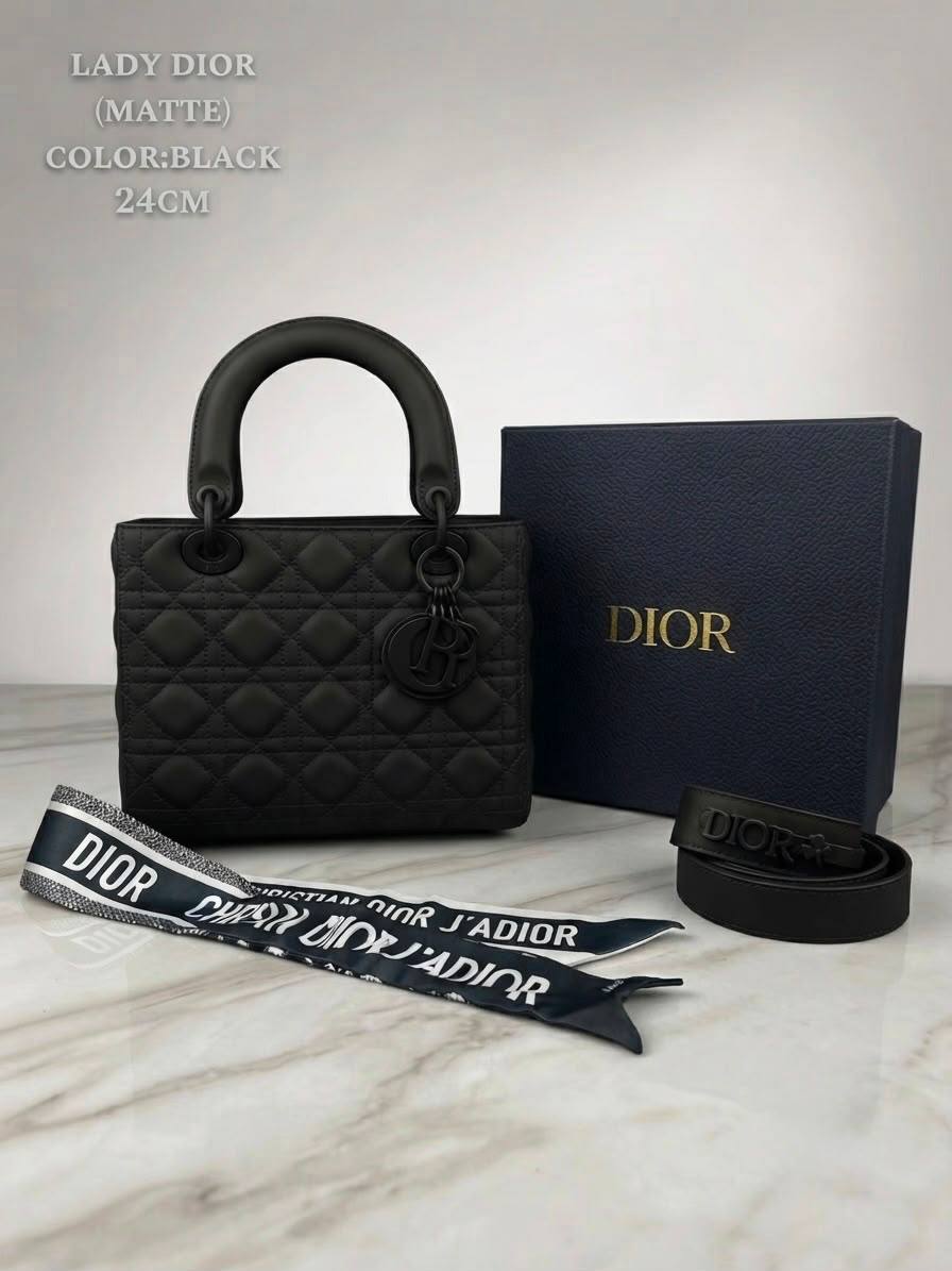 Lᴀᴅʏ Dior Mᴀᴛᴇ
ᴡɪᴛʜʙᴏx
ᴄᴀɴᴠᴀs ɪɴsɪᴅᴇ
sɪᴢᴇ:24ᴄᴍ
120 dhs🇦🇪🇦🇪
Zain56
♥️♥️♥️