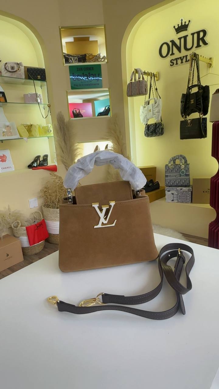 Lv
280 dhs
Zain244
♥️♥️♥️
Zc