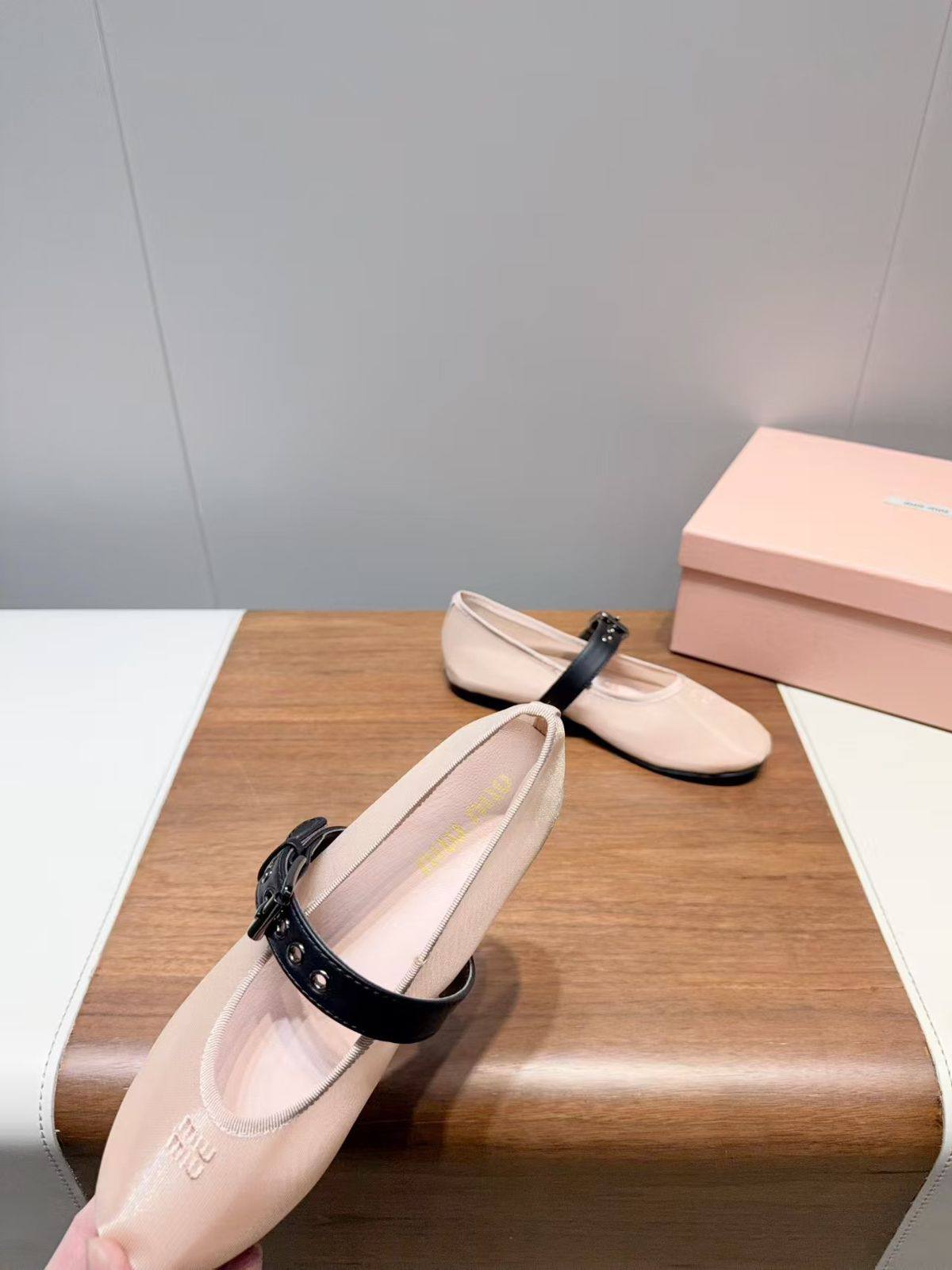 Miu Miu Ballet
Size 36-41
120 dhs🪙🌨️
Zain145
♥️♥️♥️