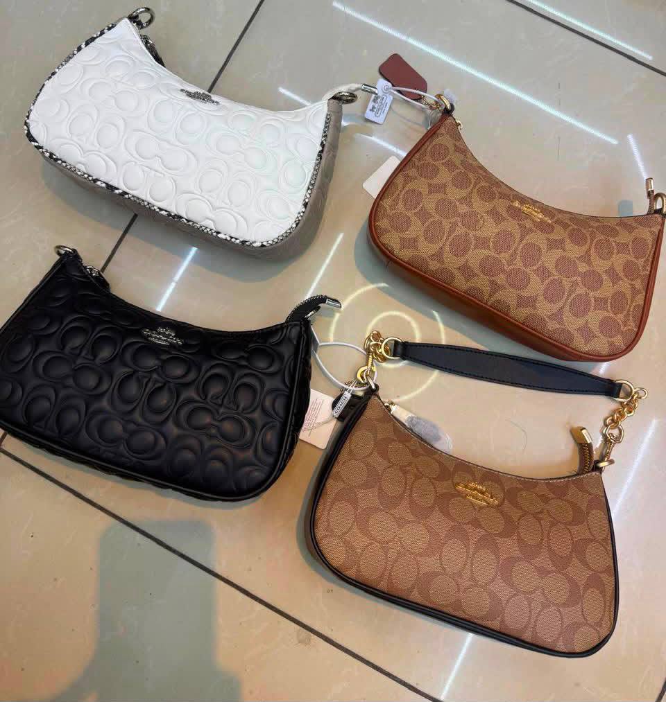 COACH
100 dhs🇦🇪🇦🇪
with box
Zain90
♥️♥️♥️