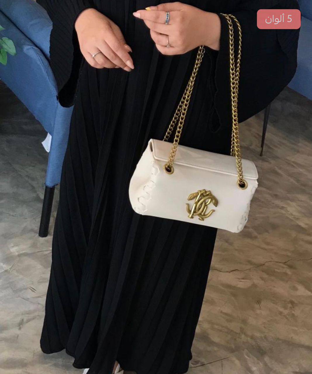 Aigner
110 dhs🪙🌨️
SIZE:20×13×10CM
Good quality
with box
🎁🎁🎁
Zain35
♥️♥️♥️