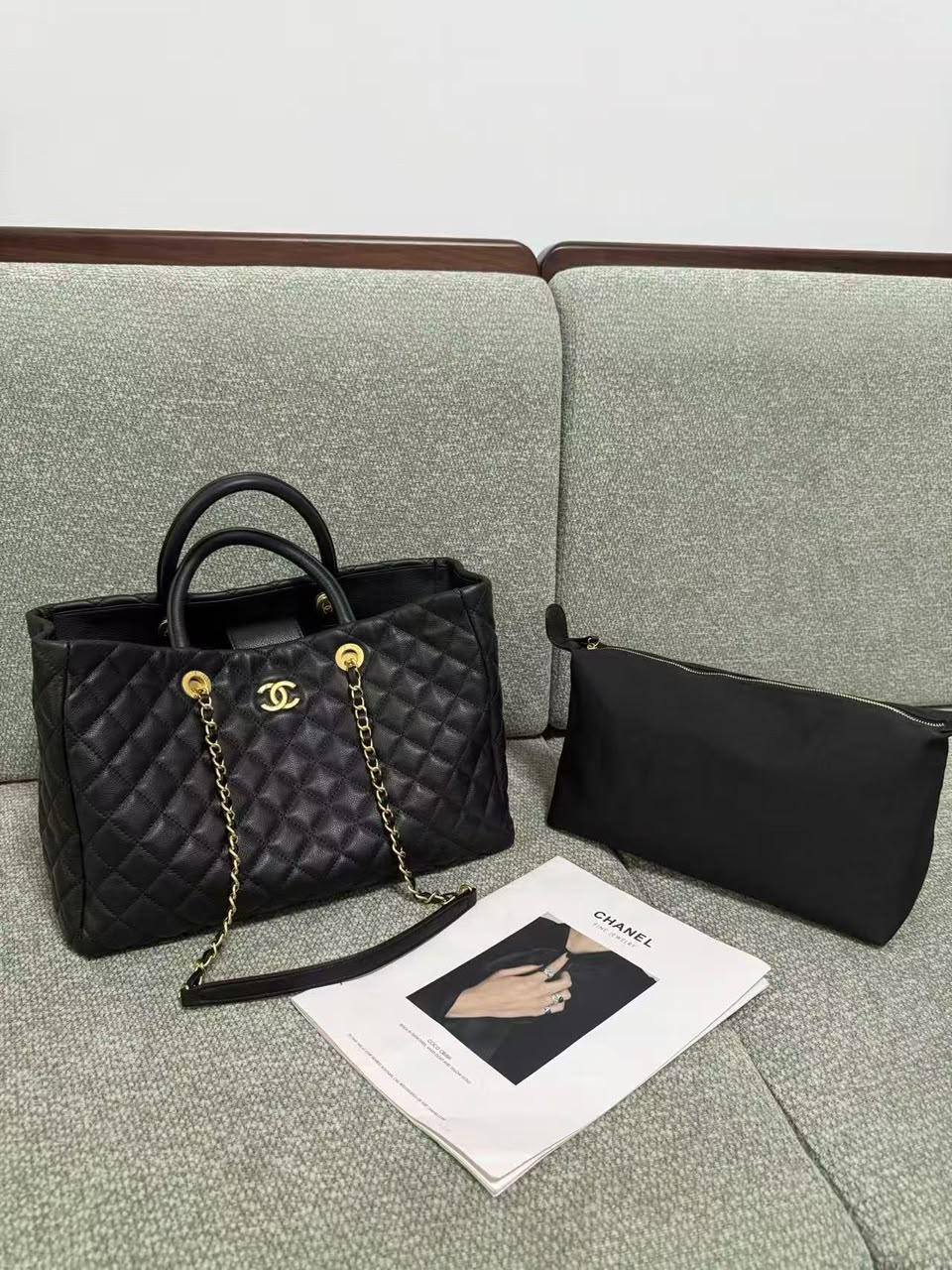 Chanel
Master🌺🌺
330 dhs💛
Zain153
♥️♥️♥️