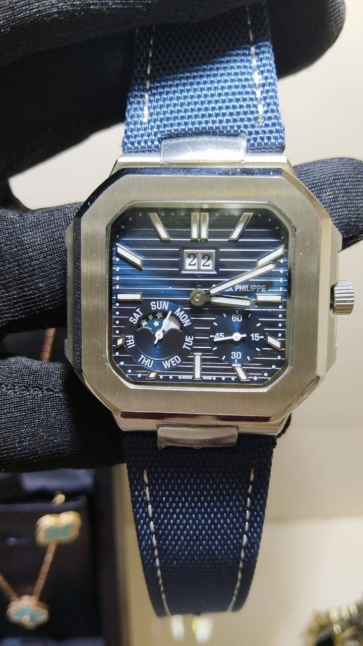 Pattek Philippe
530 dhs🪙🌨️
Zain264
♥️♥️♥️
