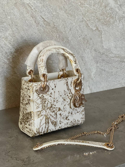 𝐌𝐈𝐍𝐈 𝐋𝐀𝐃𝐘 𝐃𝐈𝐎𝐑 𝟏𝟕𝐂𝐌 𝐒𝐔𝐏𝐄𝐑 𝐌𝐀𝐒𝐓𝐄𝐑 𝐐𝐔𝐀𝐋𝐈𝐓𝐘
1600 dhs💓
ZainETAG4
♥️♥️♥️