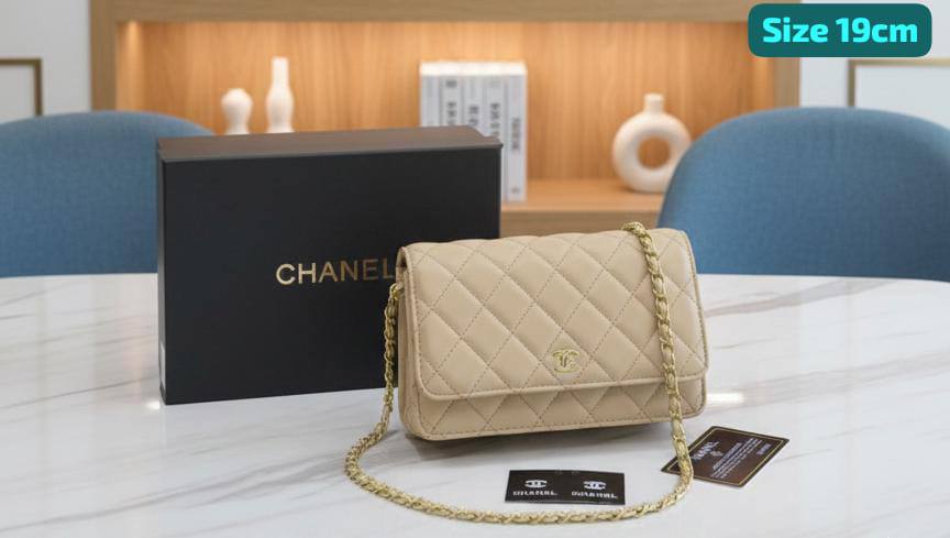 Chanel
Good quality
with box
🎁🎁🎁
90 dhs🪙💚
Zain186
♥️♥️♥️