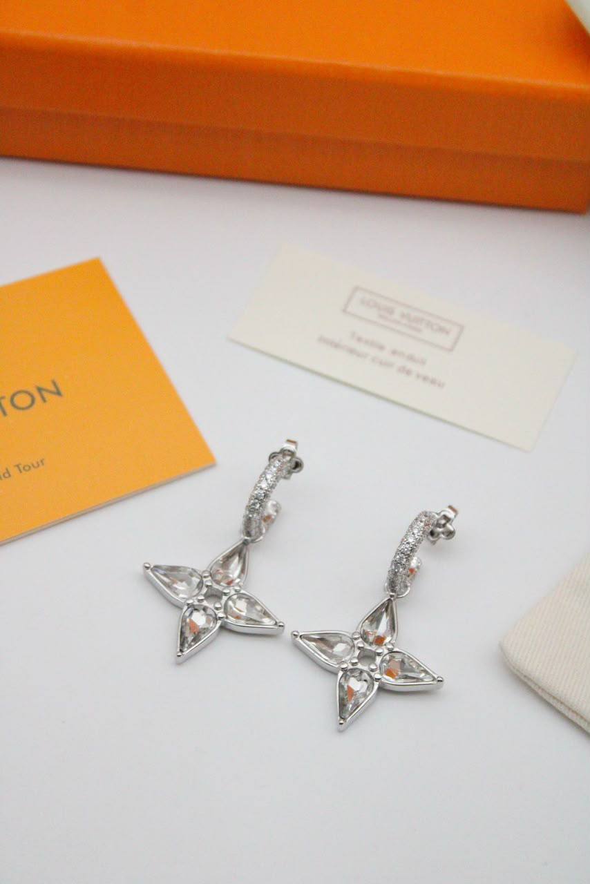 Lv earring
65 dhs
Zain122
♥️♥️♥️