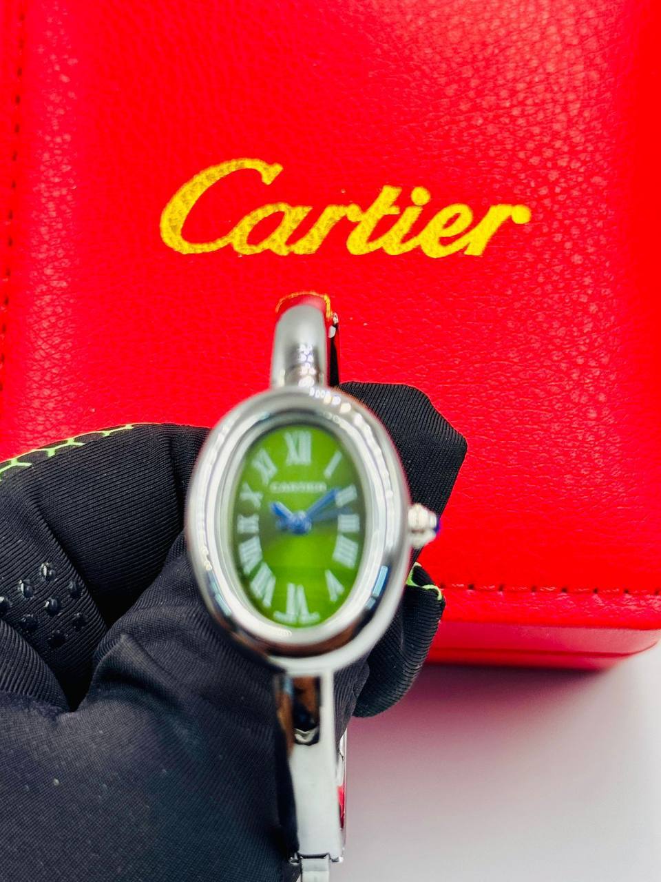 cartier Ladies
55 dhs✅
Zain08
♥️♥️♥️