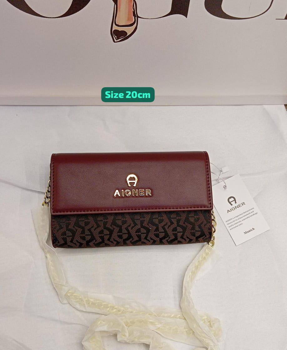 Aigner
Best quality
With box’s
🎁🎁🎁
90 dhs❤️
size 20cm
Zain158
♥️♥️♥️