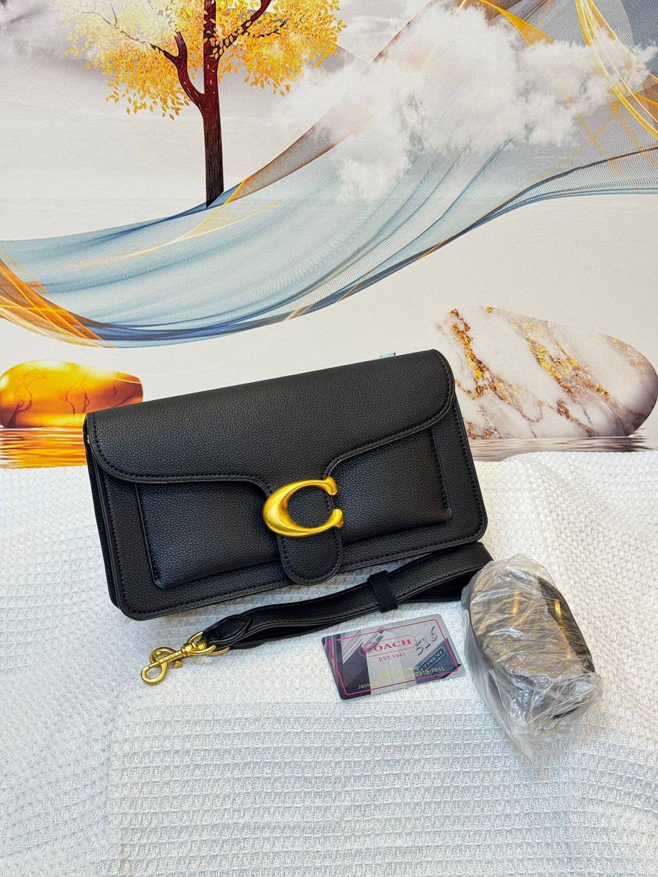 Coach
Best quality
With box’s
🎁🎁🎁
110 dhs❤️
size 26cm
Zain158
♥️♥️♥️