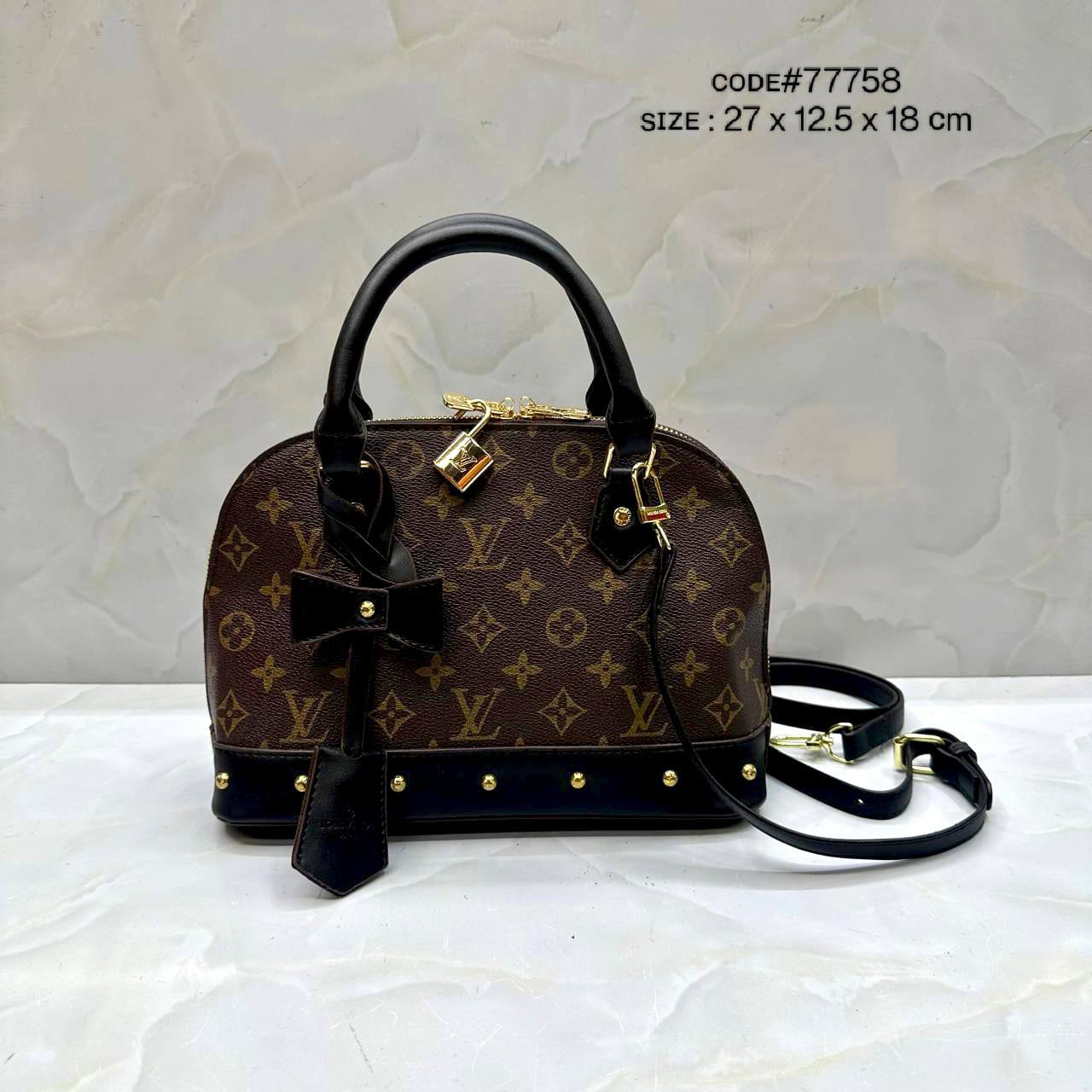 LV
ᴀʟᴍᴀ ᴍᴏɴᴏɢʀᴀᴍ
ᴡɪᴛʜ ᴍᴜʀᴀᴋᴀᴍɪ ᴄʜᴀɪɴ
ɪᴛ ʜᴀs ʟᴏɴɢ ʙᴇʟᴛ sᴛʀᴀᴘ
sɪᴢᴇ : 26 cm
70 dhs🪙💕
Zain31
♥️♥️♥️