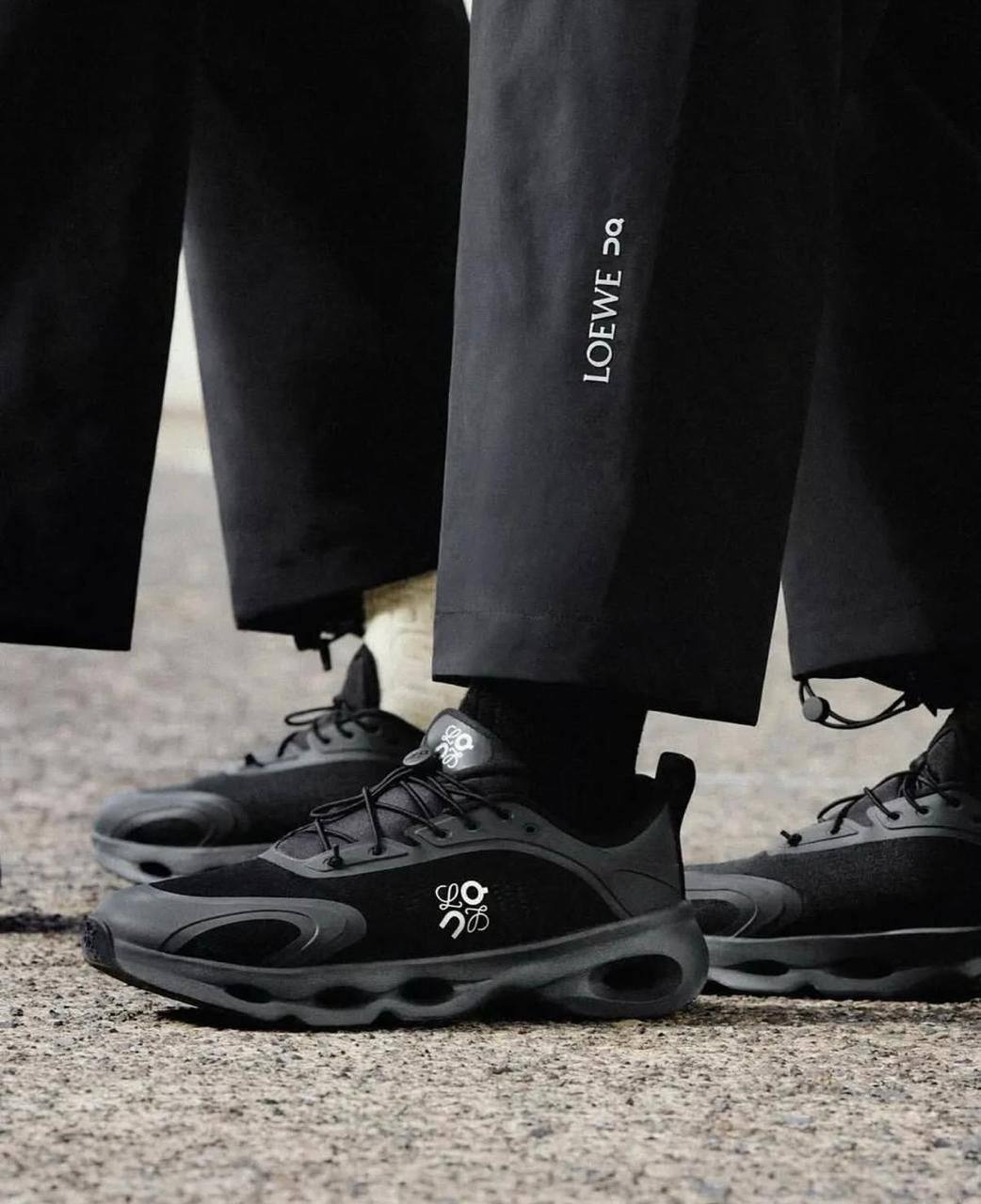 On Running Cloudsolo LOEWE Black ,Size 36-45 ,
230 dhs🪙🌨️
Zain18
♥️♥️♥️