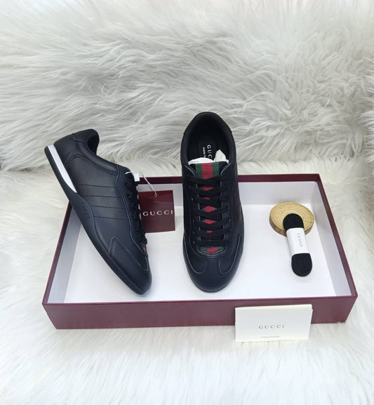 Gucci 🧡ྀི💛ྀི❤️ྀི
*master quality*👼🏻
*size: 36 to 42*🐝
350 dhs🪙🌺
Zain119
♥️♥️♥️