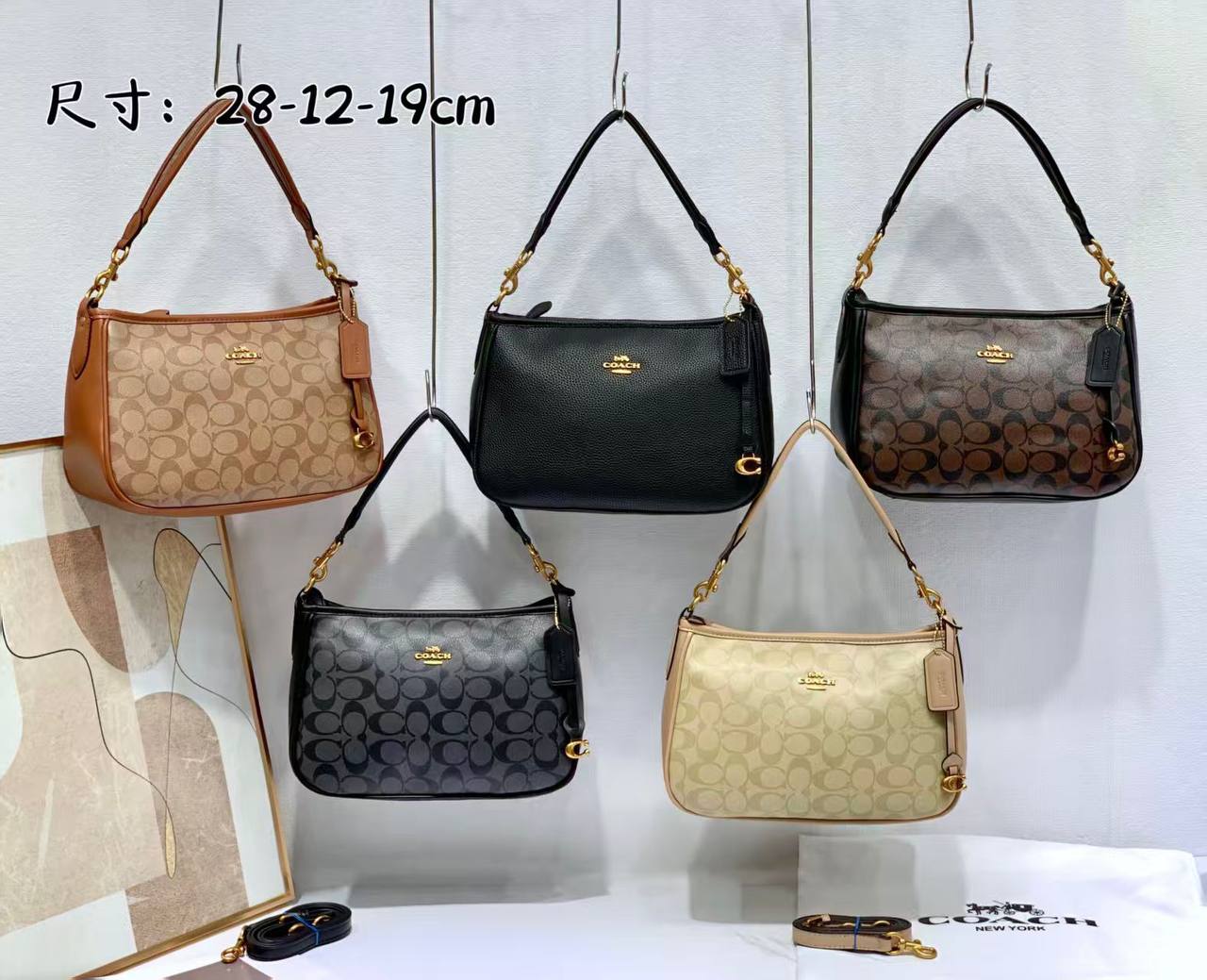 Coach
good quality
95 dhs✅
Zain278
♥️♥️♥️
