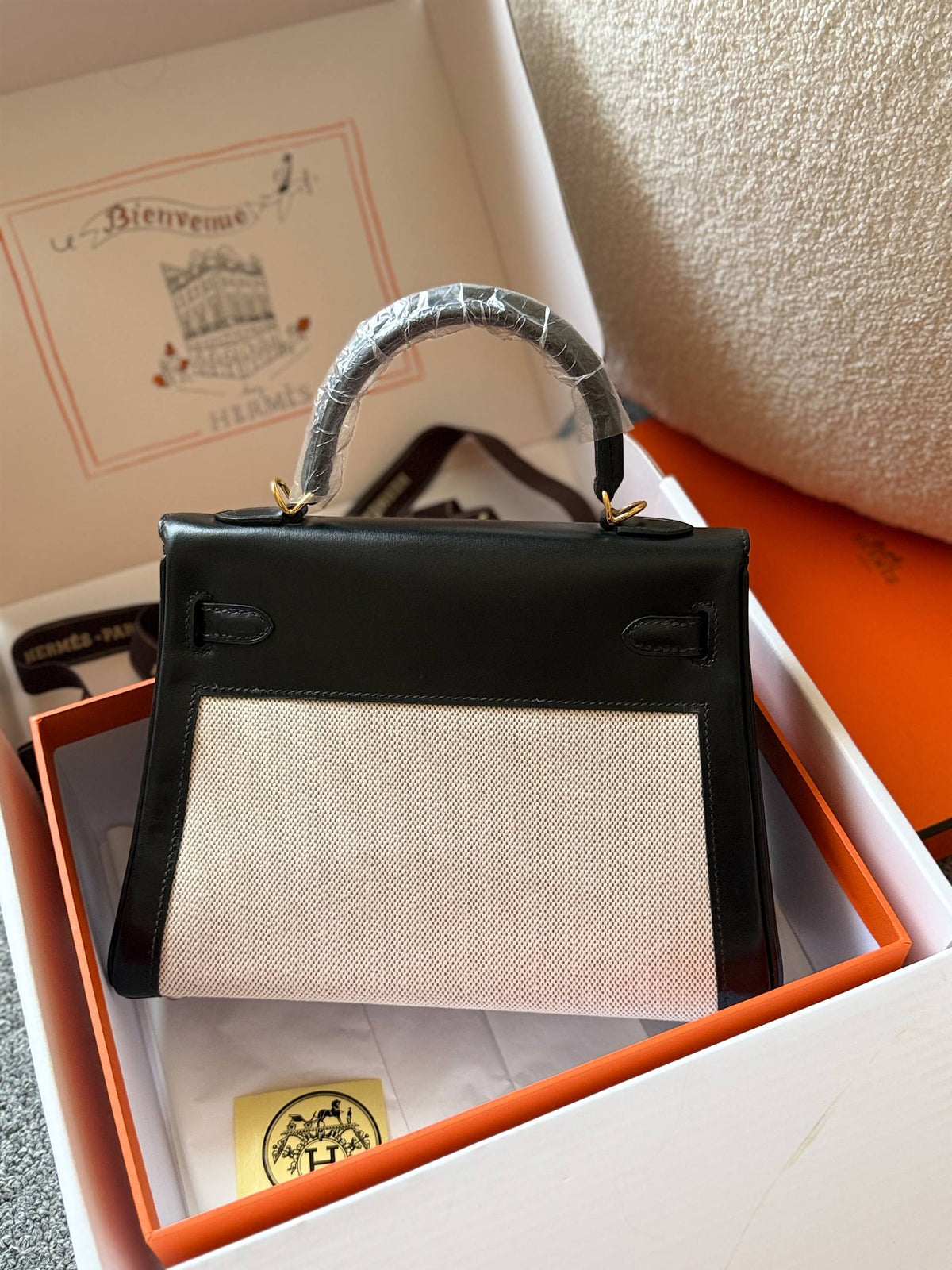 HERMES
25 cm
For Price 👇 WhatsApp✅
0568585901
0507557372
0552275751 Owner Zain 👌
Zain246
♥️♥️♥️